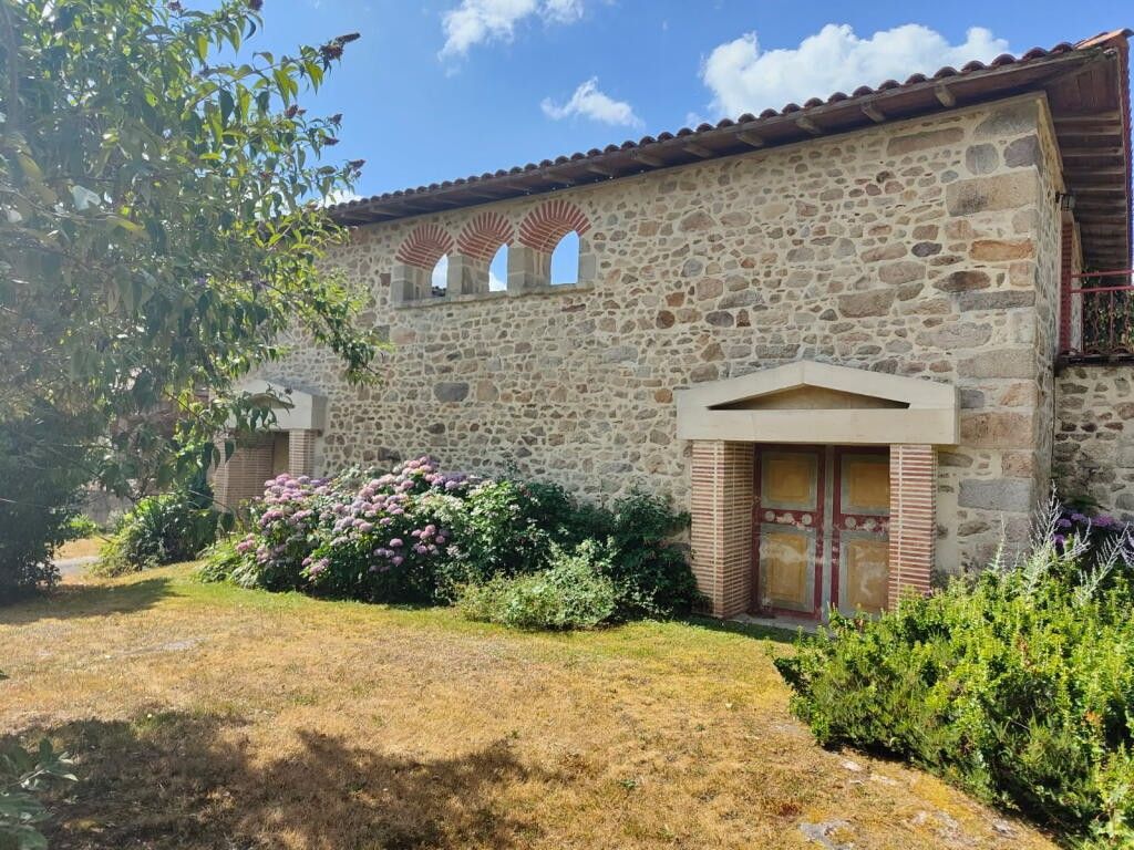 Maison en pierre LA CHAPELLE MONTBRANDEIX (87440) IMMOBILIER DU PERIGORD