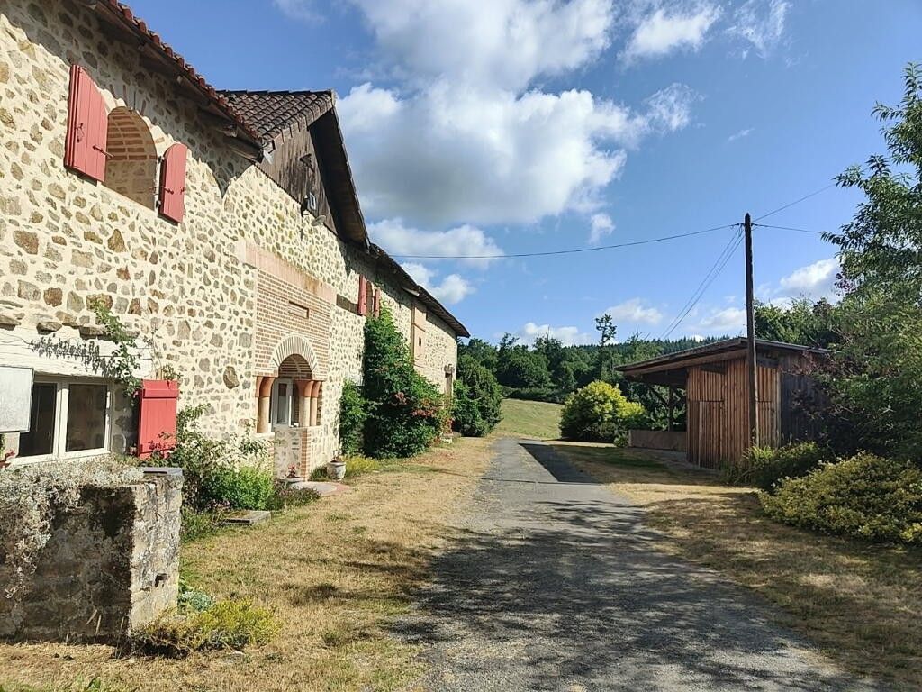 Propriété LA CHAPELLE MONTBRANDEIX (87440) IMMOBILIER DU PERIGORD